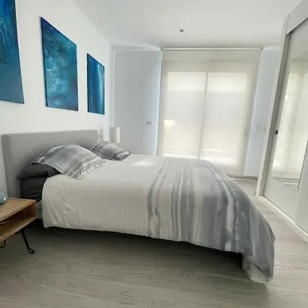 Villa Exclusivo Chalet En Urbanizacion Roche *