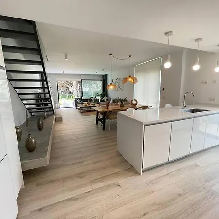 Villa Exclusivo Chalet En Urbanizacion Roche Conil De La Frontera