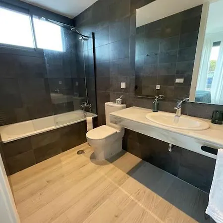 Exclusivo Chalet En Urbanizacion Roche Villa Conil De La Frontera