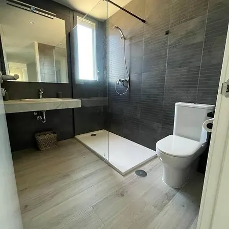 Exclusivo Chalet En Urbanizacion Roche Villa *