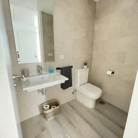 Exclusivo Chalet En Urbanizacion Roche Villa *